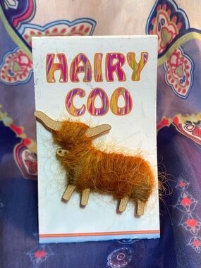 Hairy Coo Highland Cow Brooch Pin UK Novelty Fuzzy Highland Cow Pin